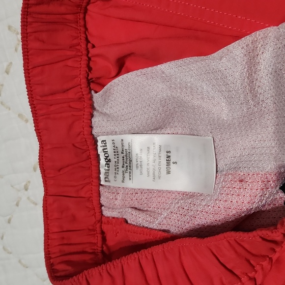 Patagonia Shorts - Picture 8 of 9